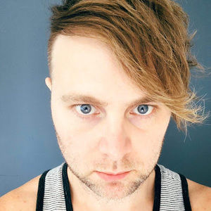 Meet your Posher, Johnny